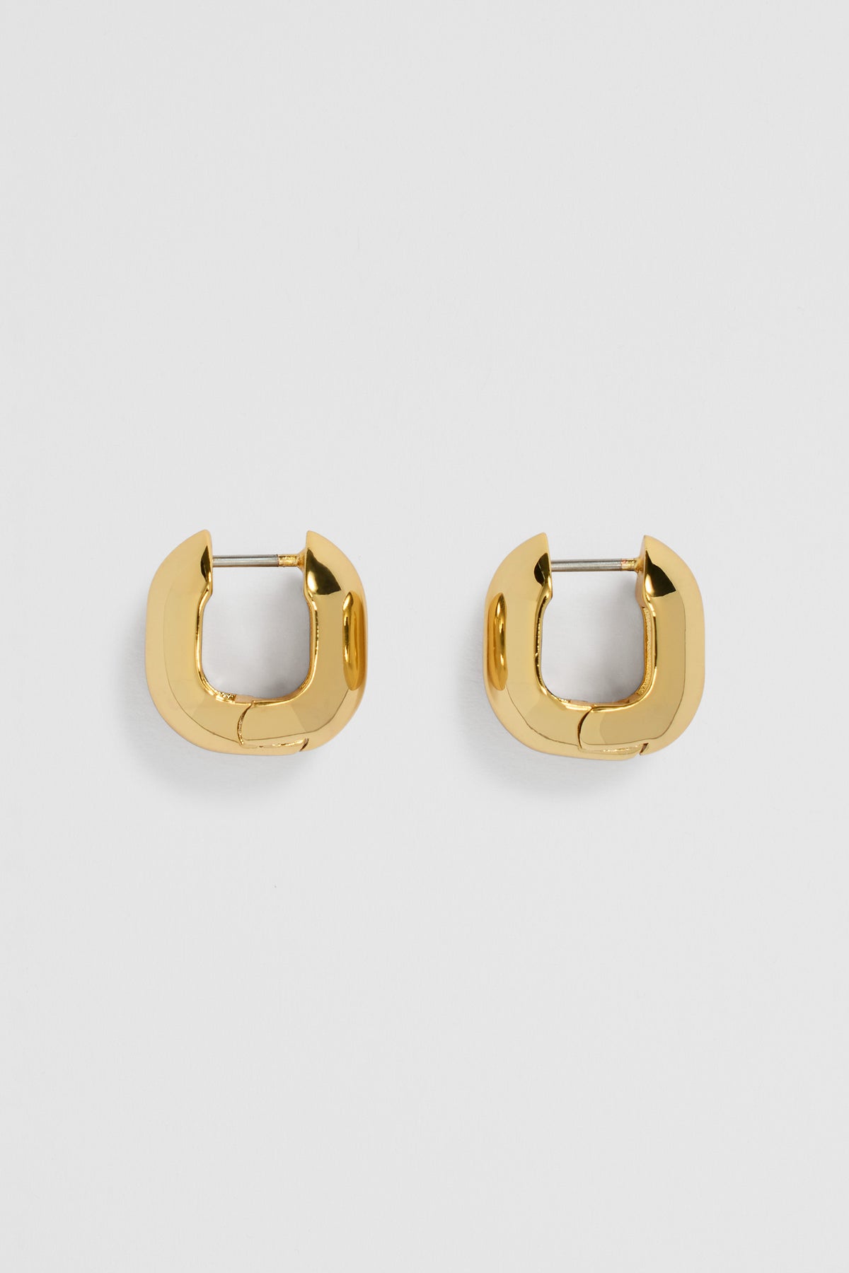 Jada Hoop Earring