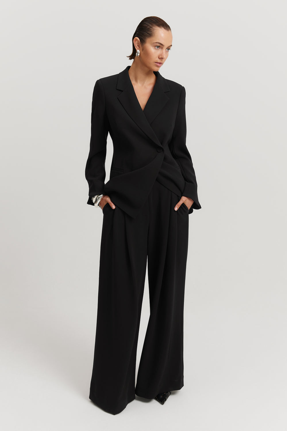 Soft Pleat Pant
