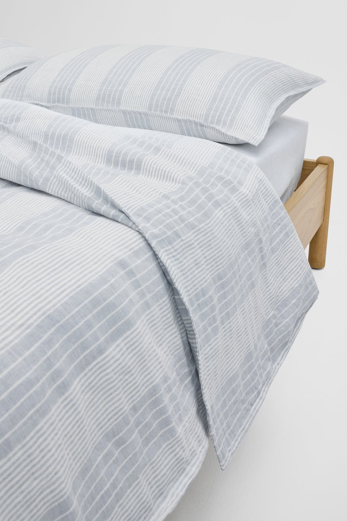 Skye Linen King Quilt Cover