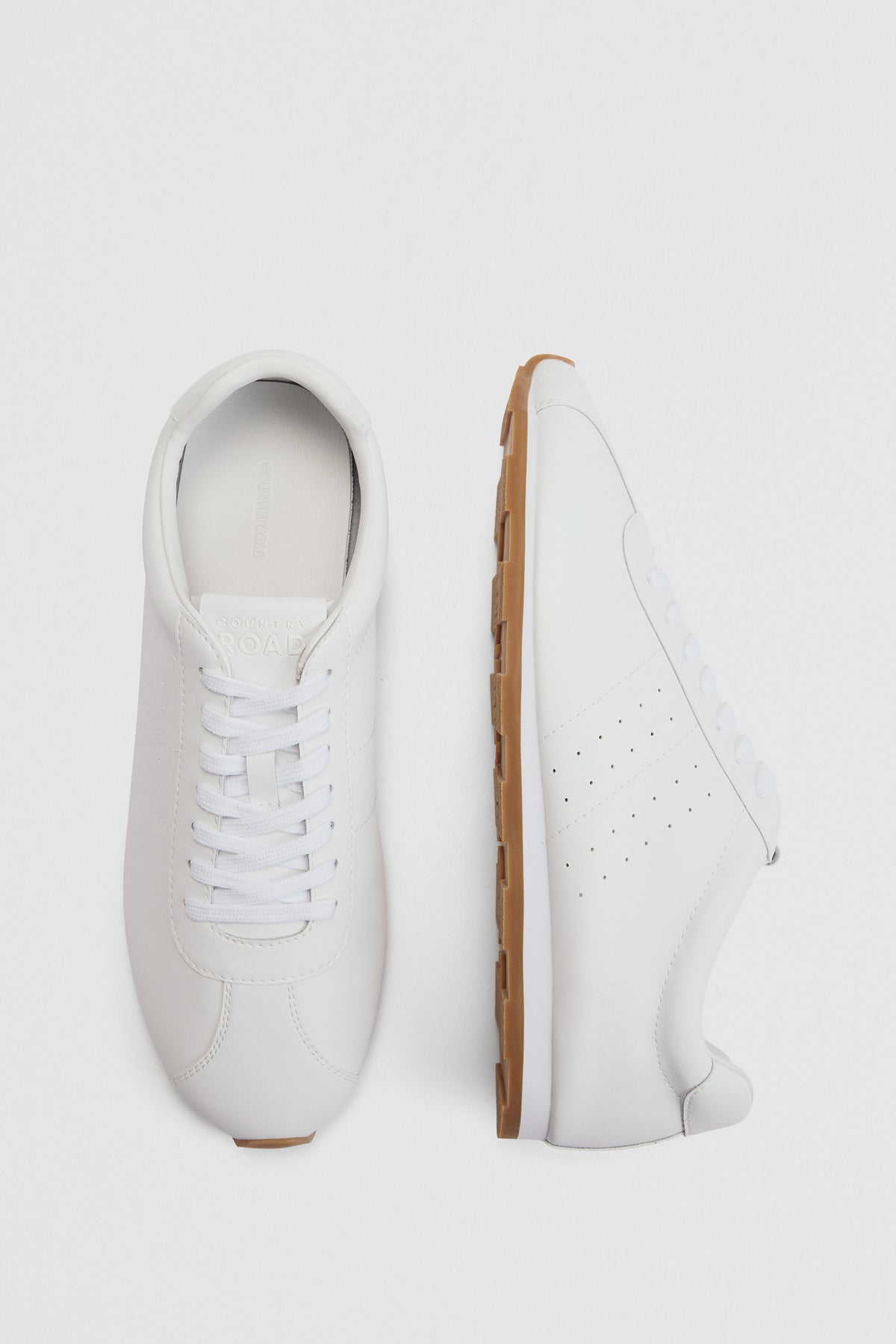 Dylan Sneaker