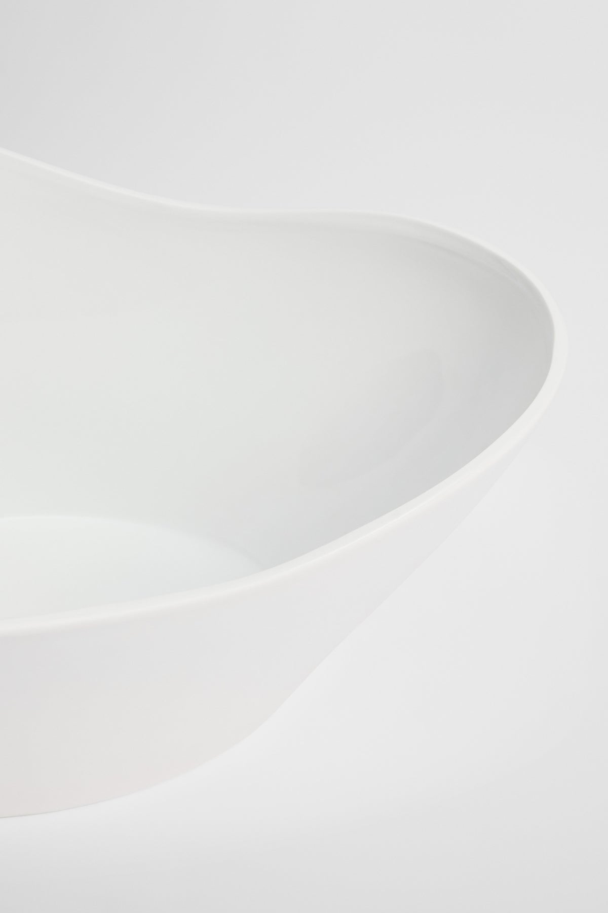 Pela Porcelain Decoration Bowl