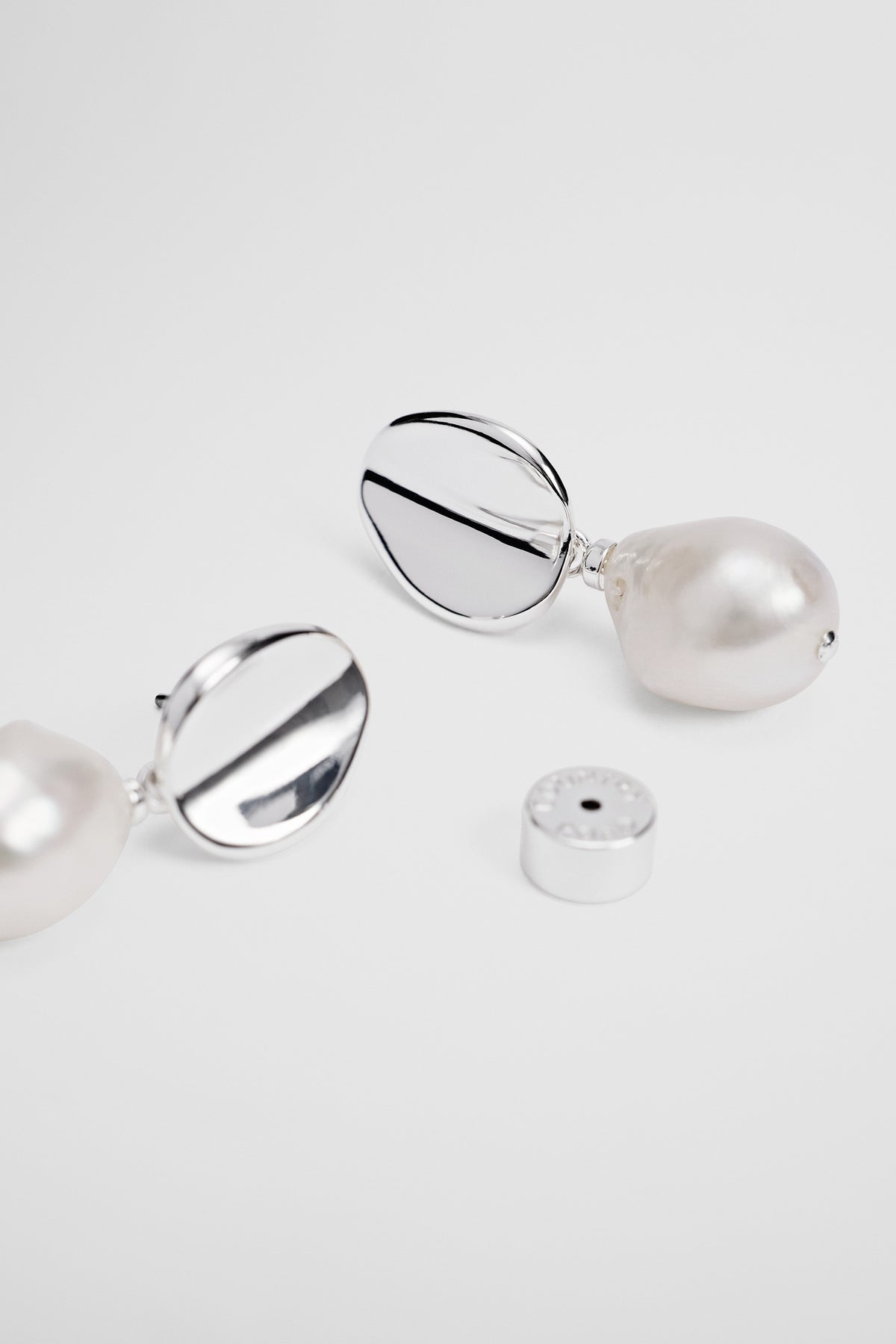 Ada Drop Stud Earring